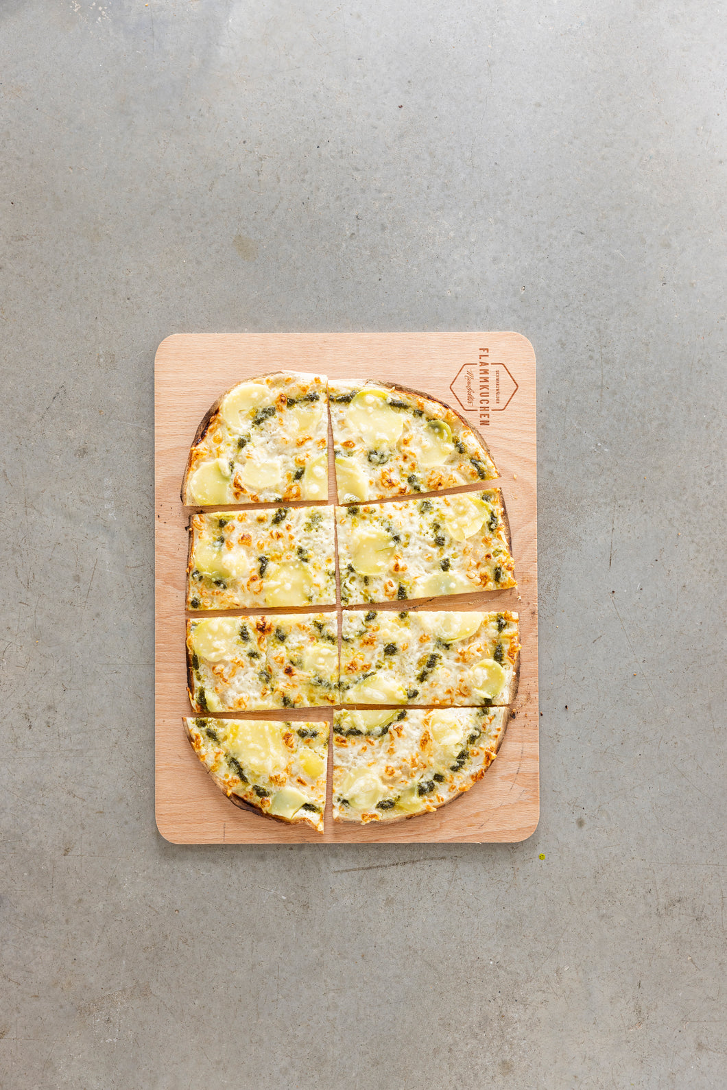 FLAMMKUCHEN, SAISONALE ART